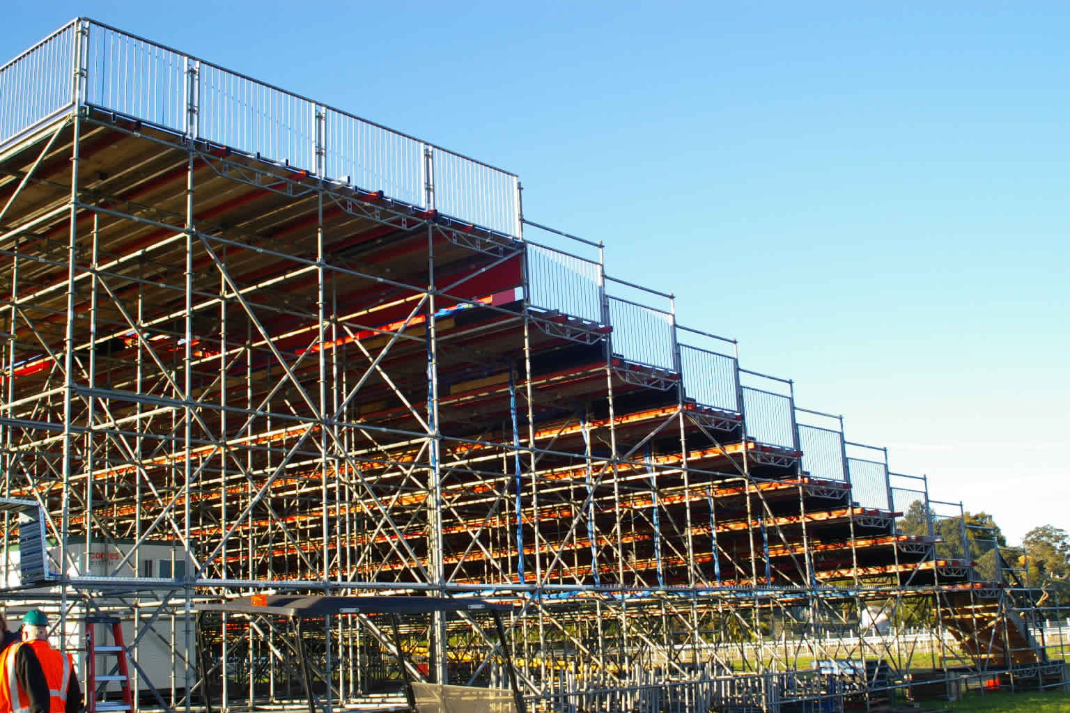 scaffolding planks