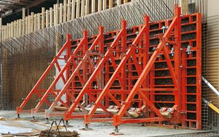 Advantages and Disadvantages of Frame Scaffolding System