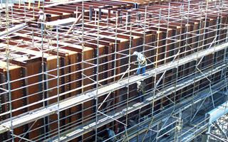 How to Make Sure the Safety of Ringlock Scaffolder When Erecting the Project