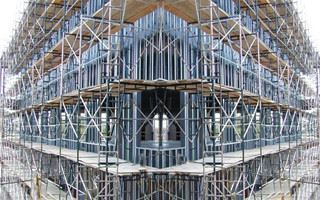 The Comparison of Cantilever Scaffolding and Climbing Scaffolding