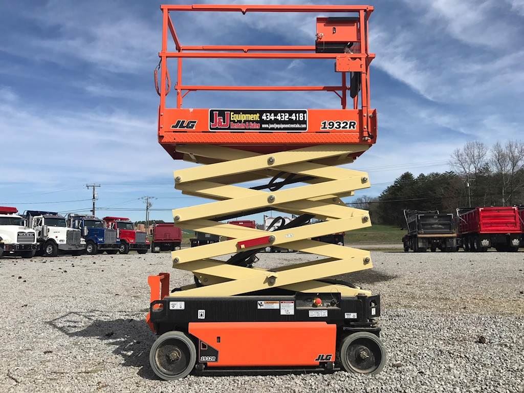 Four Types of Scissor Lifts