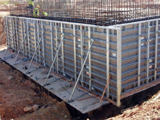 What Are the Differences of Steel Formwork and Aluminum Formwork?